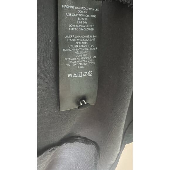 Anthropologie Womens XL Black Silky Pintucked V-Neck Flutter Sleeves Swing Top - Picture 5 of 7